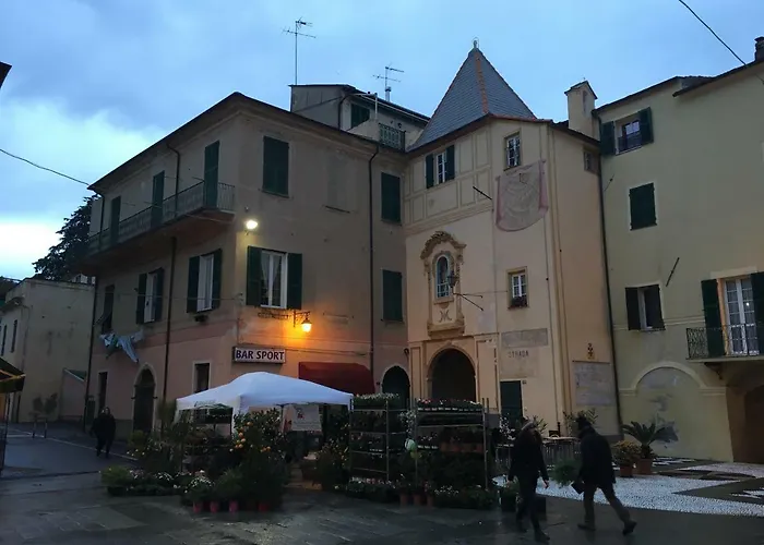 Apartment In Riviera Ligure