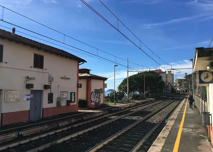 In Riviera Ligure Borghetto Santo Spirito