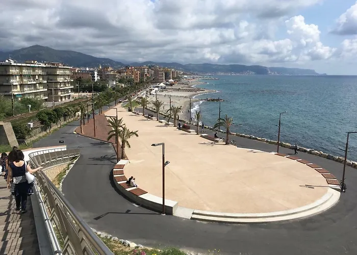 Apartment In Riviera Ligure