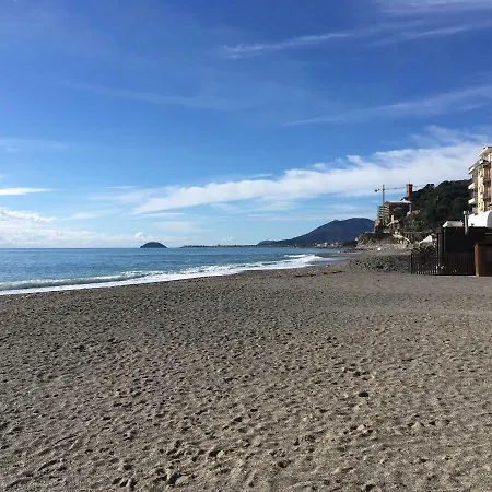 Apartment In Riviera Ligure *