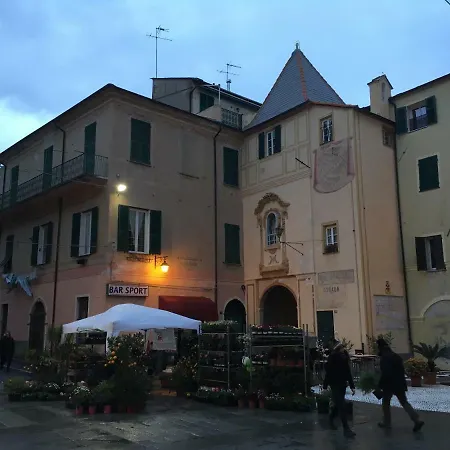 Apartment In Riviera Ligure