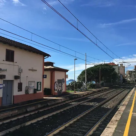 In Riviera Ligure בורגטו סנטו ספיריטו